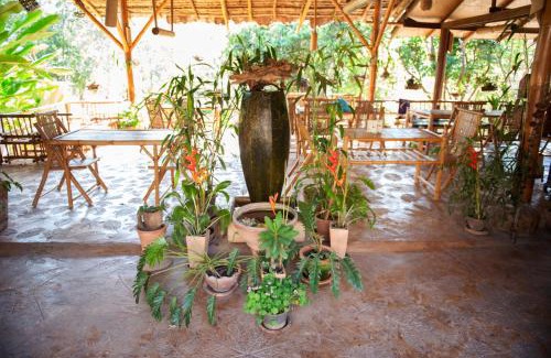 Mae Chaem House | Hot Coffee Guest House and Resort