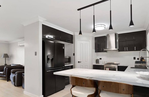 Mandurah House | Hot Spot on Hackett in Mandurah