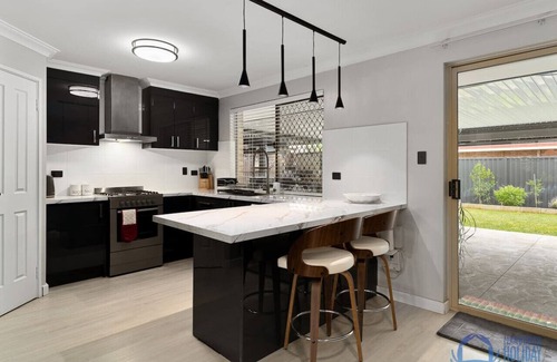 Mandurah House | Hot Spot on Hackett in Mandurah