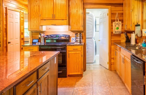 Hot Springs Apartment | Hot Springs Cabin | Fall Deals Sept–Dec Waterfall