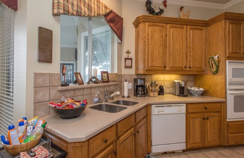 Tool House | Hot Tub!Beautiful Home and Backyard for Entertaining