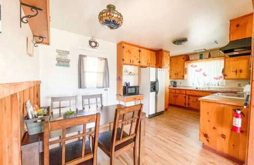 Wofford Heights House | Hot Tub Cabin With View