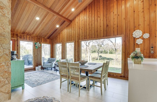 Brookshire House | Hot Tub, Deck & Grill: Brookshire Gem Near Venues