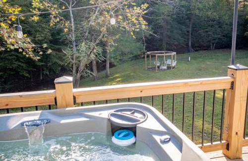 Wingina House | Hot Tub - Fire Pit - River - State Park - King Bed