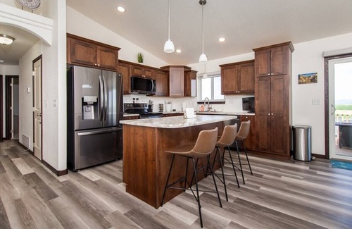 Rapid Valley House | ⁑Hot Tub⁑Fire Pits⁑Great Views⁑New Construction⁑