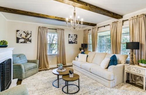 Greer House | Hot Tub, Games and Sunroom Family Home in Greer!