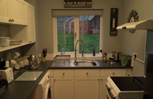 Hemyock House | Hot Tub Hideaway with friends or family. Pet friendly, luxury country retreat.