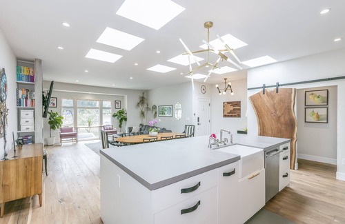 Outer Sunset House | ♥Hot Tub, Ocean Views, Chef's Ktchn, Parking, Steps to GGB, Beach, Train/Buses♥