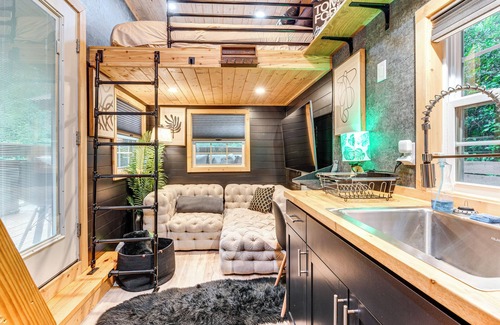Church Street Apartment | Hot Tub & Patio: Private Couple's Escape in ATL