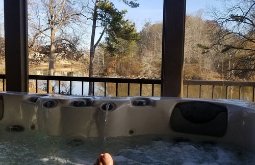 Cumming House | Hot tub*Prvt Lake*Land*Nature* up to14.ppl - Weddings/Retreats Rates