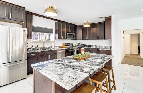 Mount Pocono House | Hot Tub & Seasonal Pool: Family Getaway in Cresco