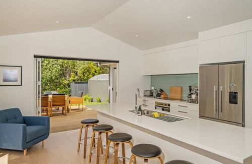 Hot Water Beach House | Hot Water Bach - Hot Water Beach Holiday Home