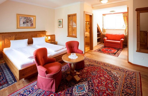 Weissenkirchen in der Wachau Hotel | Hotel-Restaurant Kirchenwirt Wachau