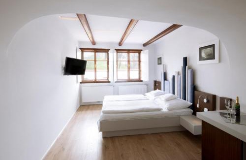 Pardubice Hotel | Hotel 100