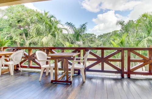 Bullet Tree Falls Hotel | Hotel ∙ 2 guests