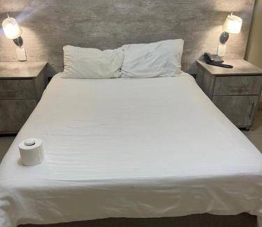 Greater Johannesburg Metropolitan Area Hotel | Hotel ∙ 4 guests
