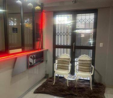 Greater Johannesburg Metropolitan Area Hotel | Hotel ∙ 4 guests