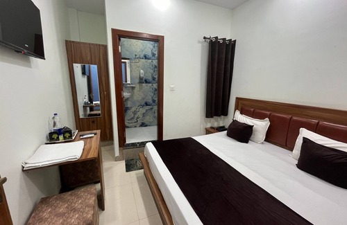 Shivalik Nagar Hotel | Hotel 4S By Wishotel