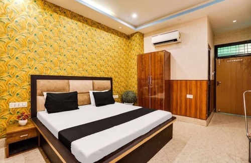 Auraiya Hotel | Hotel Aadhya & Restaurant