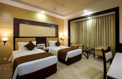 Vadapalani Hotel | Hotel Aadithya