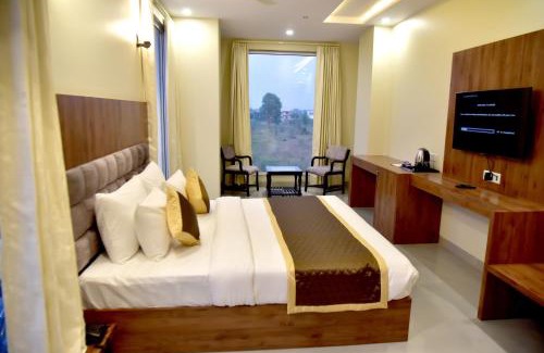 Jagatpura Hotel | Hotel Aarna
