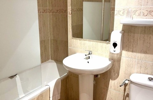 Jaca Hotel | Hotel Acebo Plaza Mayor