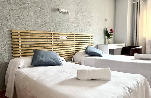 Jaca Hotel | Hotel Acebo Plaza Mayor