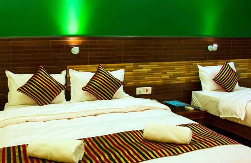 Pokhara Hotel | Hotel Adam