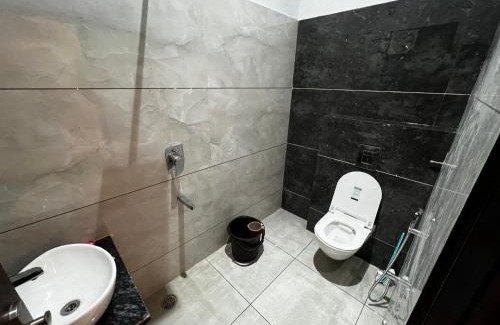 Rohtak Hotel | Hotel AJL