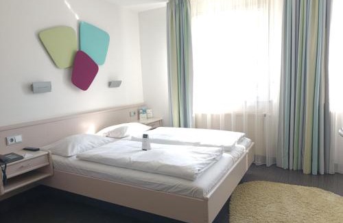 Herzogenaurach Hotel | Hotel Akazienhaus