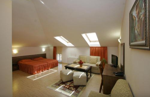 Plovdiv Old Town Hotel | Hotel Alafrangite