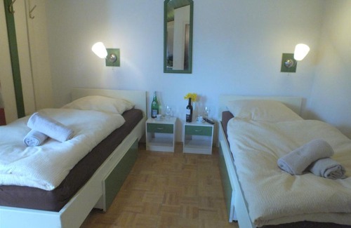 Idstein Apartment | Hotel Albergo Trattoria Don Lillo Fewo