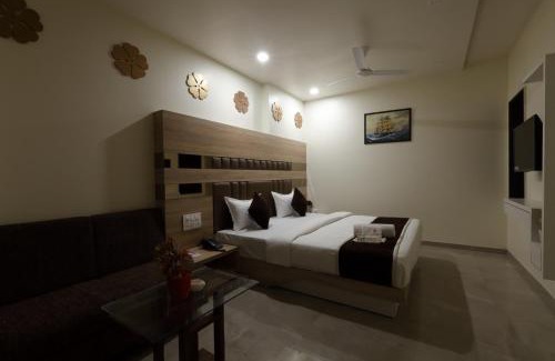 Ahmedabad City Centre Hotel | Hotel Alka Inn