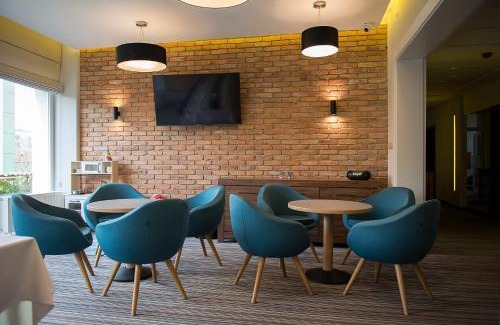 Sroda Wielkopolska Hotel | Hotel Almarco