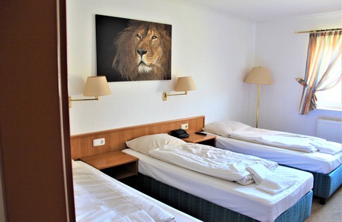 Henstedt-Ulzburg Hotel | Hotel Alsterquelle