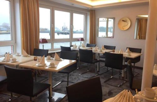 Finkenwerder Hotel | Hotel AM ELBUFER