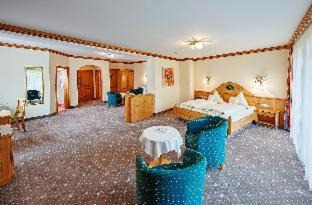 Neutraubling Hotel | Hotel am See