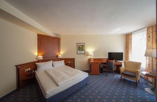 Lebenstedt Hotel | Hotel am See