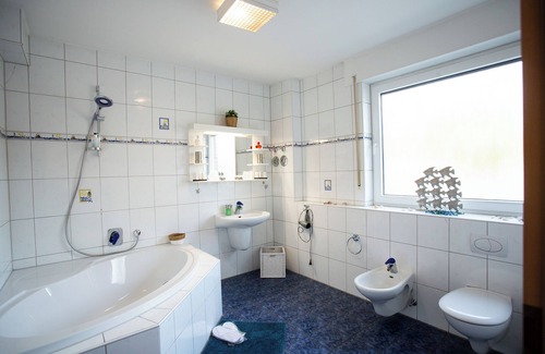 Wanheimerort Hotel | Hotel Am Sportpark