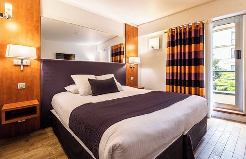 Quartier de la Plaine-de-Monceaux Hotel | Hotel Ampere