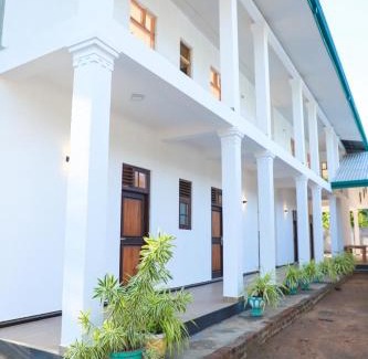 Nissankamallapura Hotel | Hotel Anaulundawa