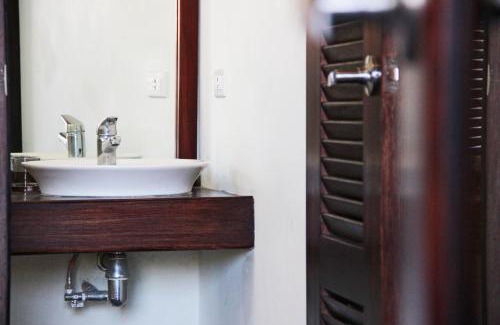 Leon Hotel | Hotel and Coffe Azul