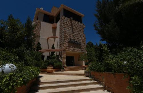 Anjar Hotel | Hotel and Restaurant Shallalat Anjar