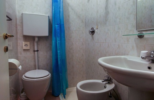San Bartolomeo al Mare Hotel | Hotel Anita