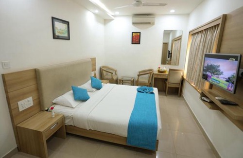 Onamthuruth Hotel | Hotel Anjali Park