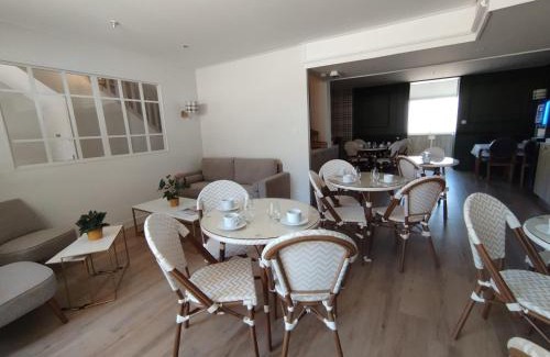 Blois Hotel | Hotel Anne De Bretagne BLOIS