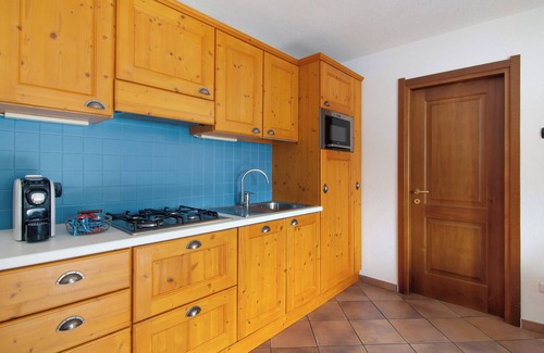 Campodolcino Apartment | Hotel Apartment "Residence Larice Bianco N5" with Mountain View, Shared Terrace & Wi-Fi