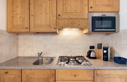 Campodolcino Apartment | Hotel Apartment "Residence Larice Bianco N4" with Mountain View, Shared Terrace & Wi-Fi