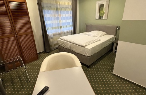 Rautheim Hotel | Hotel Aquarius