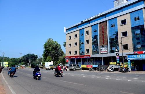 Adyar Hotel | Hotel Aradhya Inn Deralakatte